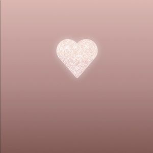 Meet your Posher, Alexia